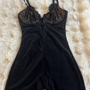 Popilush plunging lace short bodysuit